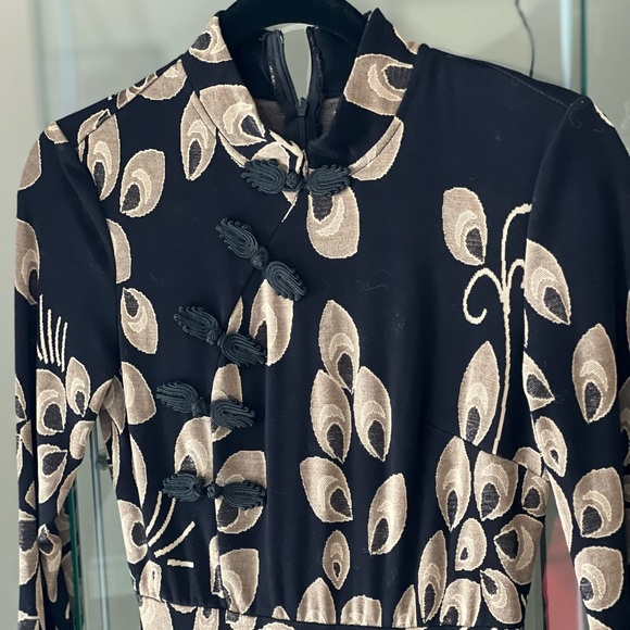 NWOT qipao dress😍 - Picture 4 of 7